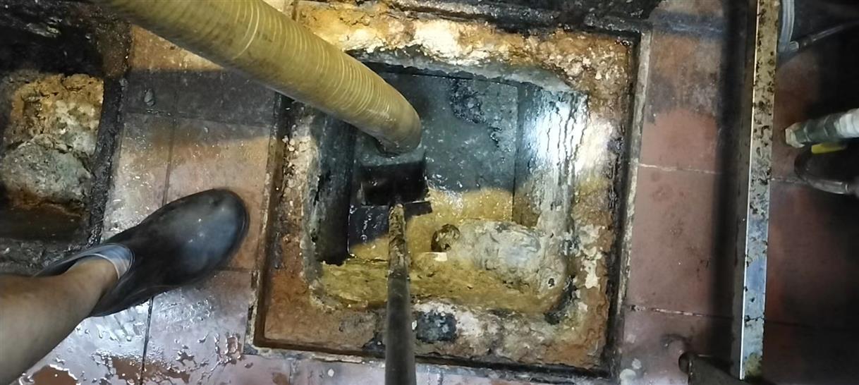 静乐污水池清理一般都有毒气，怎么预防中毒呢？